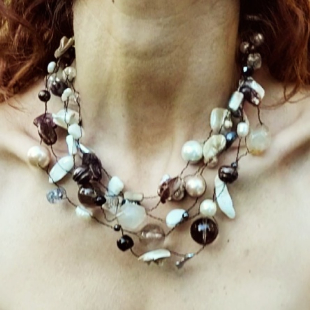 Vintage Multi-Strand Pearl & Shell Statement Necklace - Picture 6 of 6